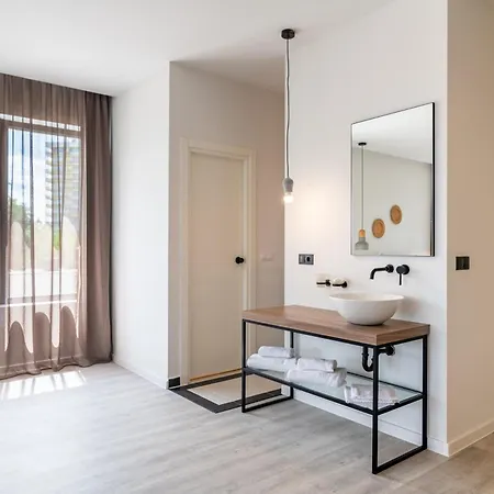 Primorski 3* سينتس قسطنطين وهيلينا