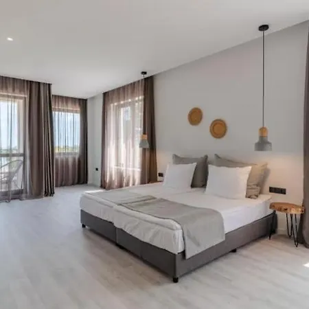 приморски 3*